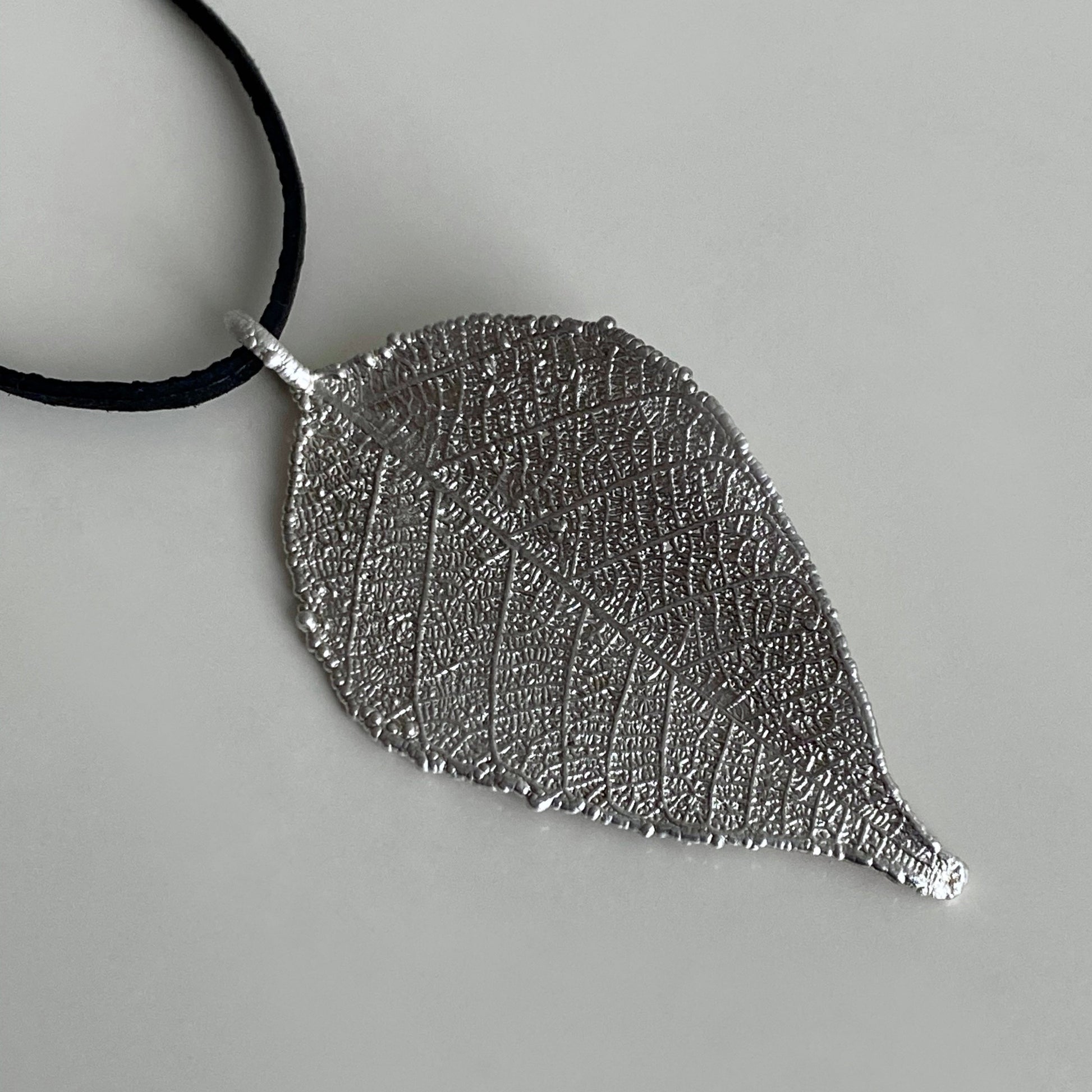 Leaf necklace