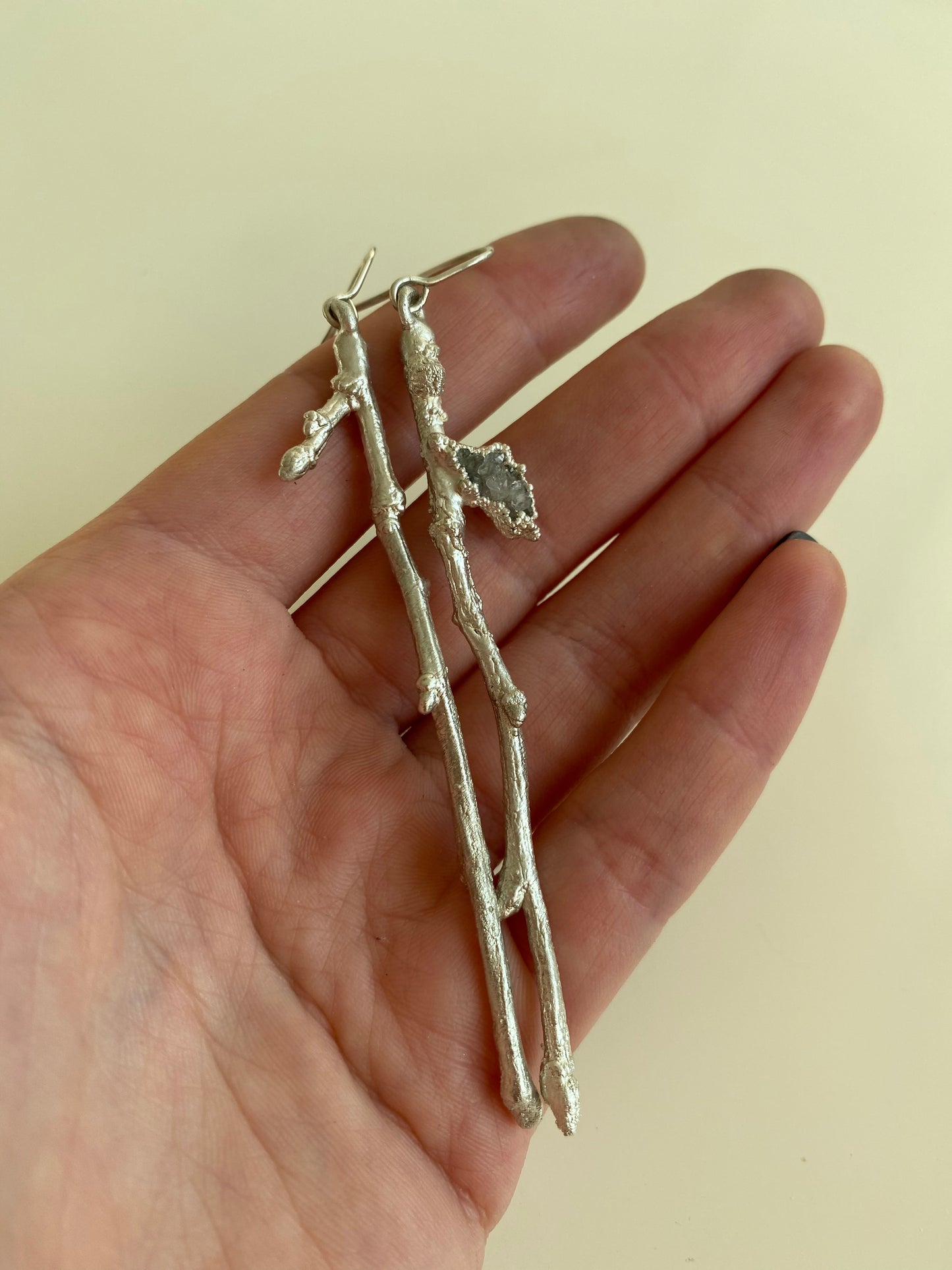 Earrings with real branches and rock crystal