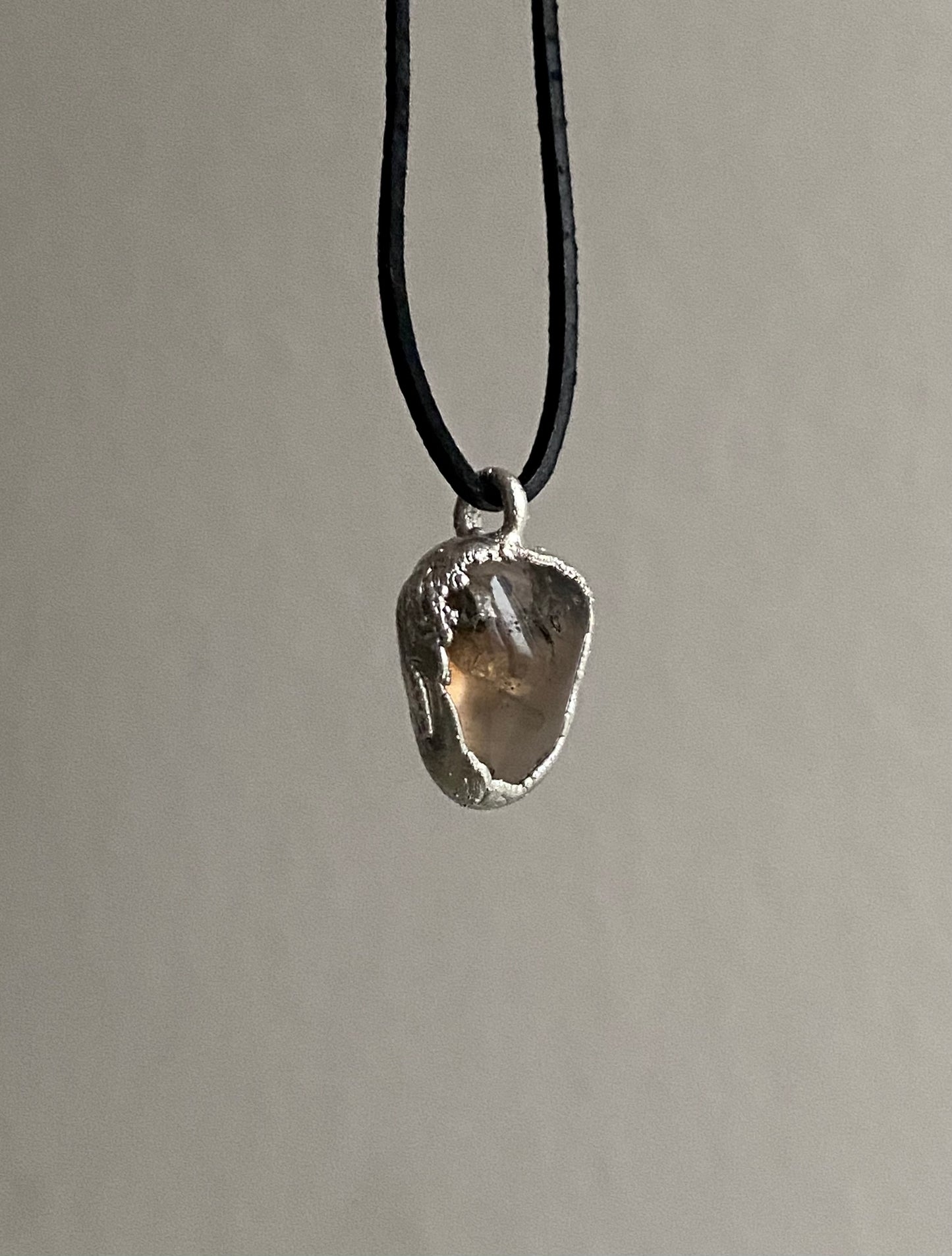 Smoky quartz pendant