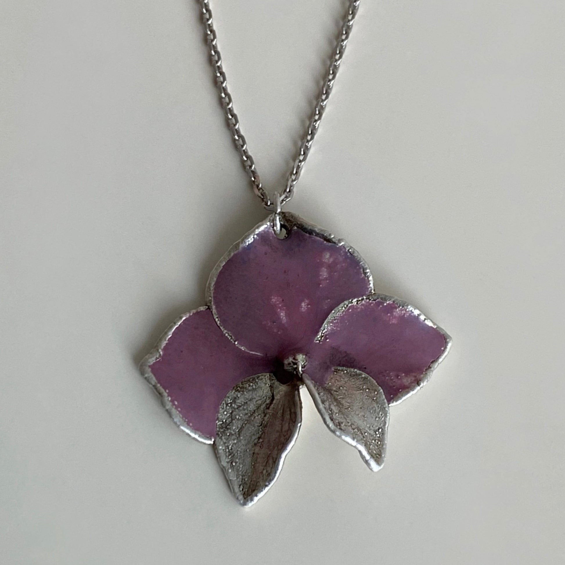 Floral necklace 