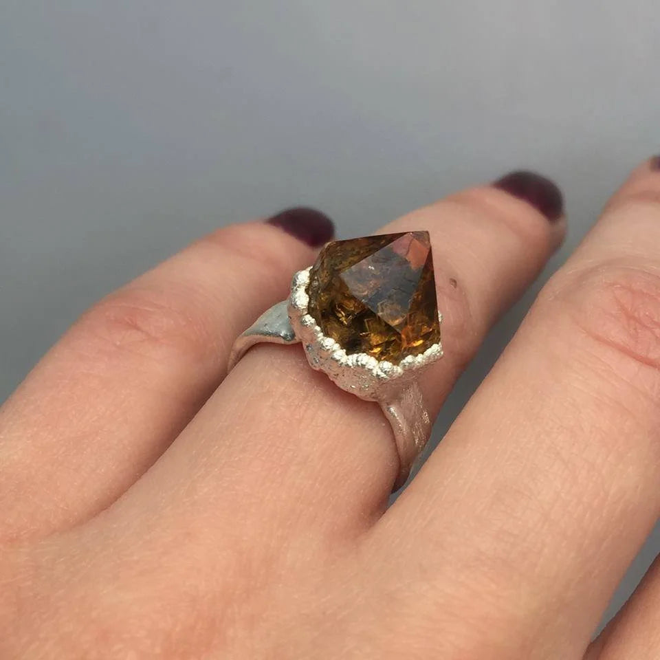 Ring with citrine